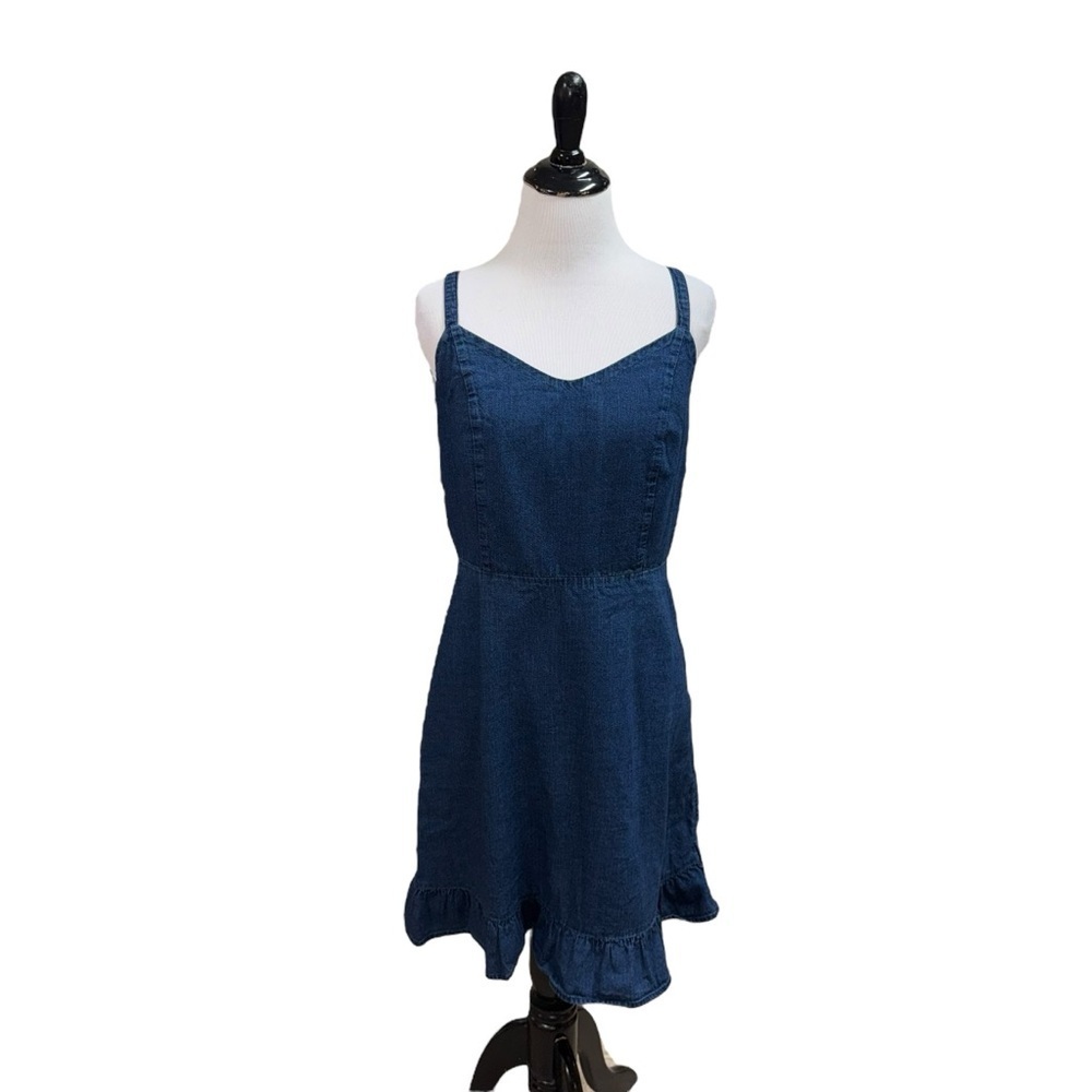 Old Navy Women's M Medium Denim Dress Gathered Back Adjustable Straps Ruffle Hem